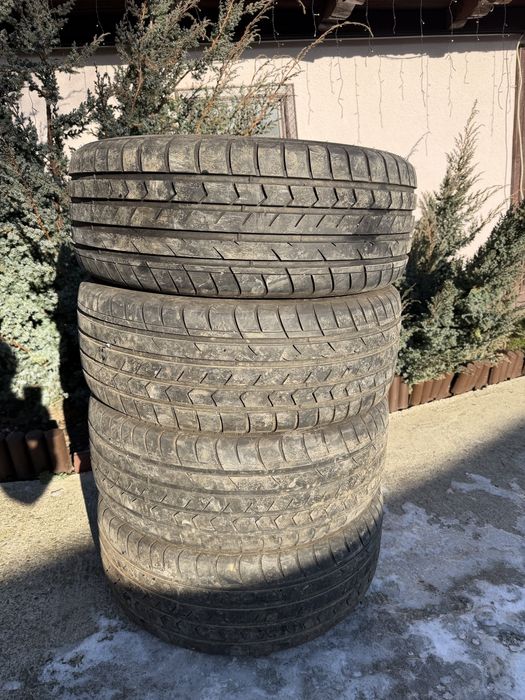 Cauciucuri/ anvelope vara 235/50/18, DOT 2023, profil foarte bun