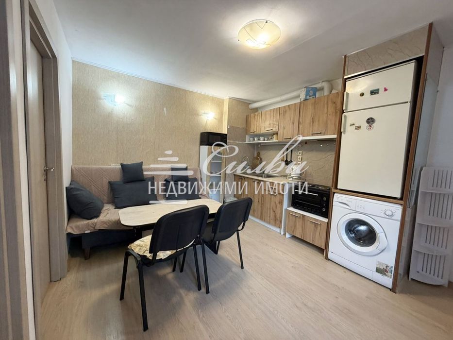 Продава се Етаж от къща в Шумен, Център - 38 кв.м за 1232 €/кв.м - Снимка #5