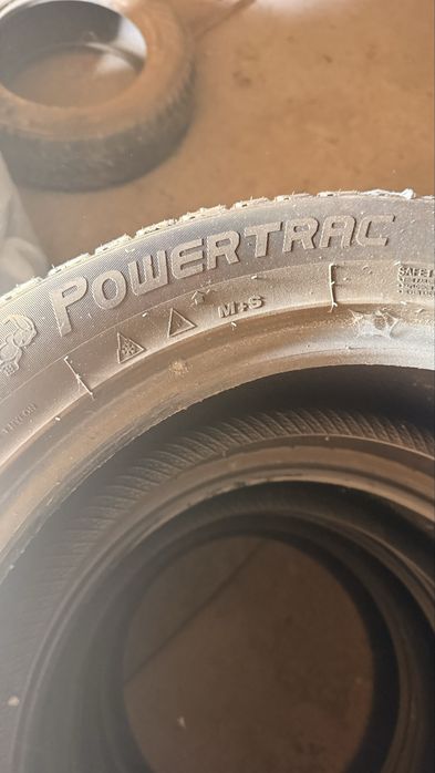 Зимные шины Povertrac 215/55/17