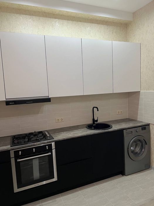 Мирзо- Улугбекский р-н. Продается двухкомнатная квартира