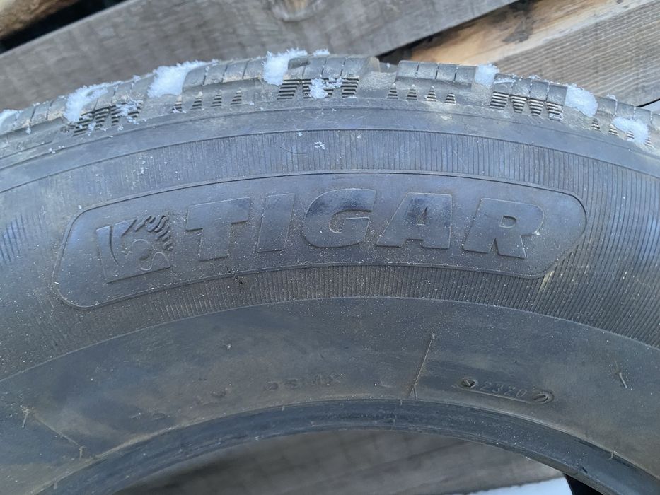 Продам комплект шин