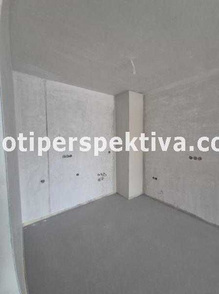 Продава се Двустаен апартамент в Пловдив, Тракия - 77 кв.м за 1312 €/кв.м - Снимка #2