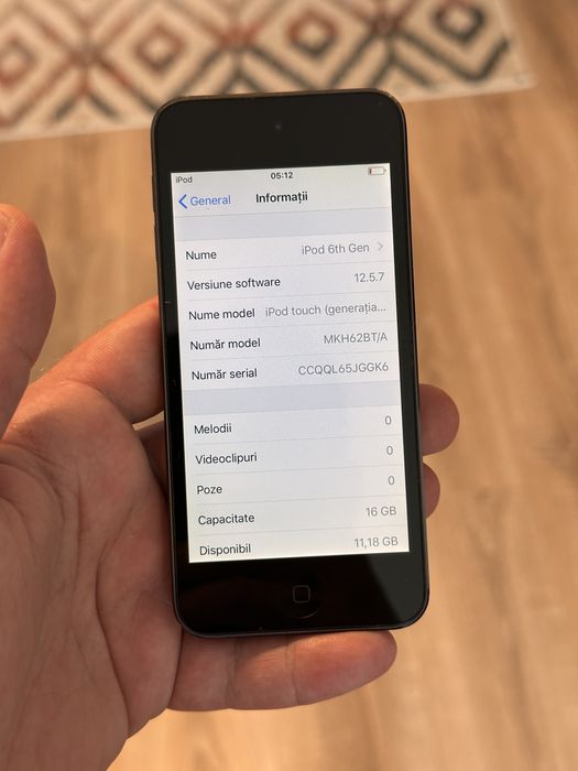 iPod  6th Gen 16GB Space Grey
