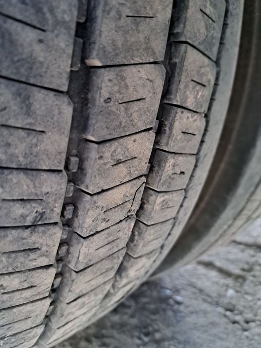 Isuzu pul topar holati aʼlo.