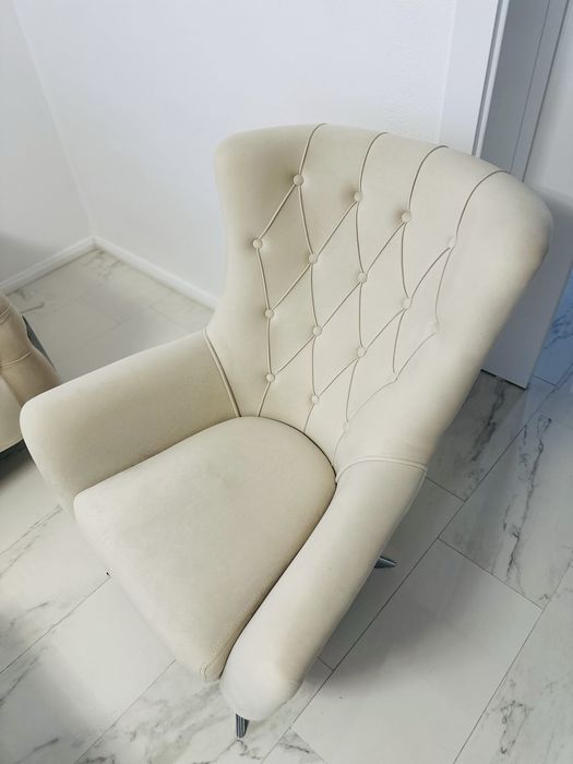 Vand set living canapea cu 2 fotolii