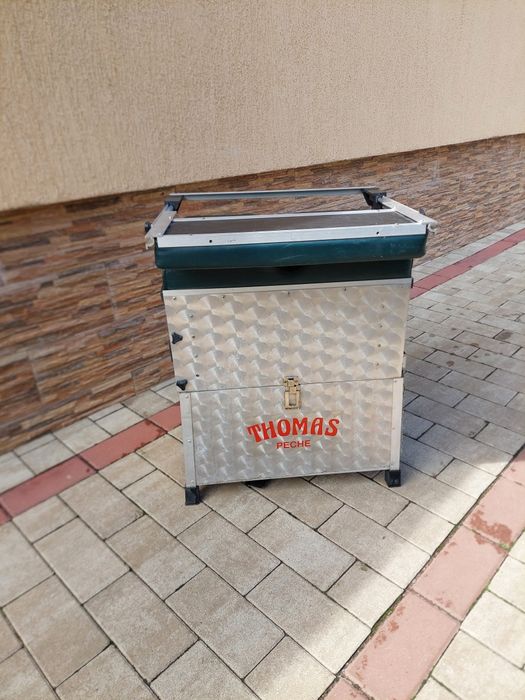 Cutie/organizator/ scaun/ sertare pescuit, depozitat piese