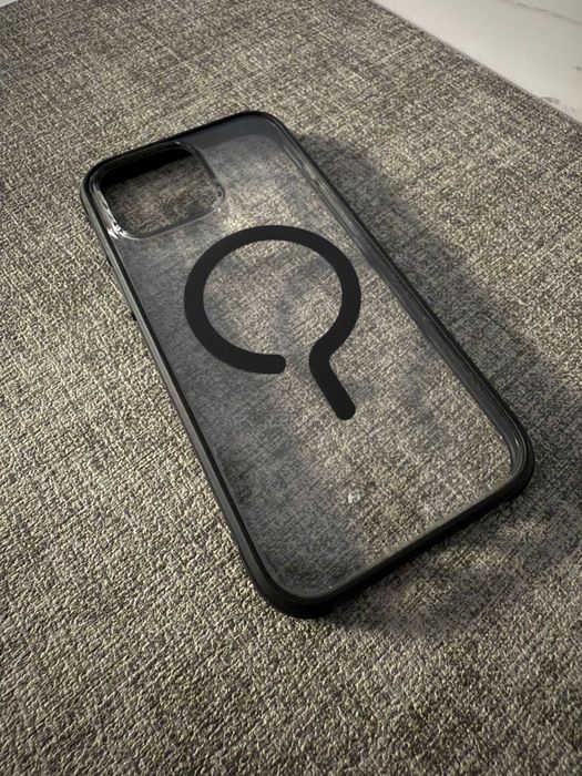 Husa/Carcasa Dbrand Ghost 2.0 pentru iphone 16 pro max cu magsafe.