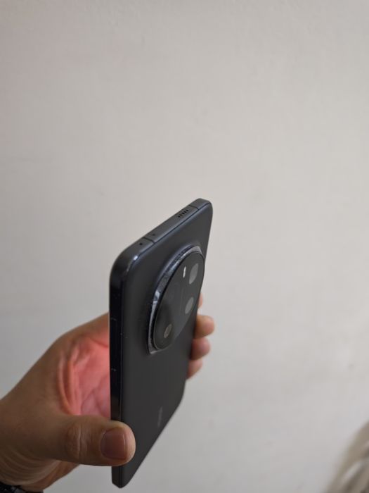 Vând sau schimb Honor Magic 7 Pro Ca Nou 512GB Factura Vodafone un an.