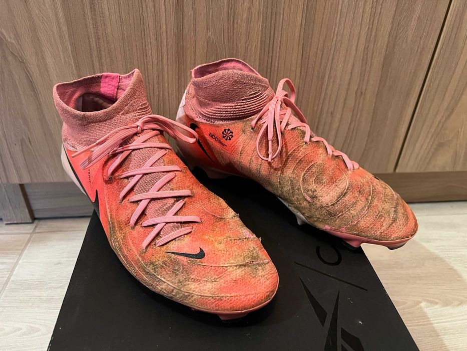 nike PHANTOM luna 2 pro ACC бутонки ,калеври ,футболни обувки 41