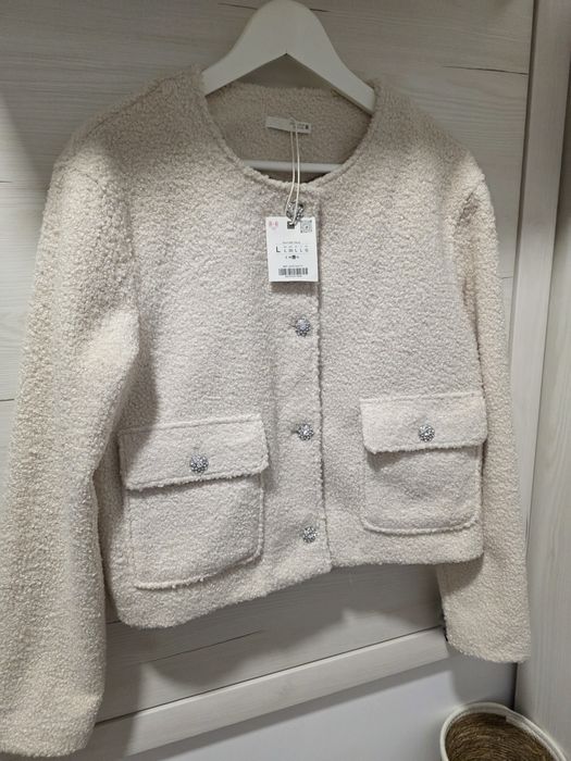 Ново сако Zara- L размер