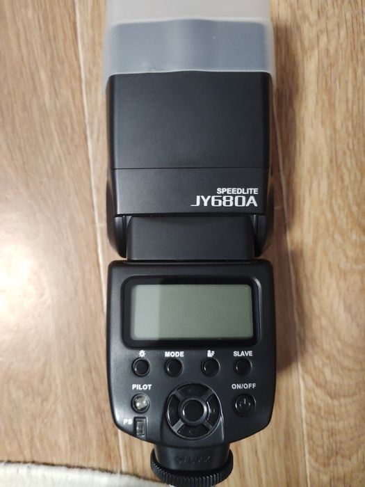 Продам фотоаппарат Nikon D5200