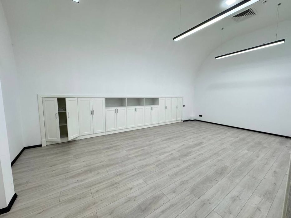 Аренда коммерческой недвижимости Малика , Кафе ХХХ 800м2