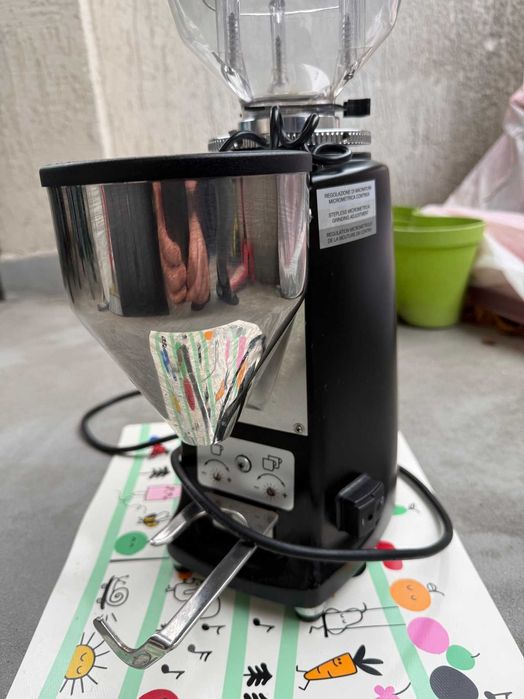 Кафемелачка Mazzer Mini Electronic, с нови оригинални ножове