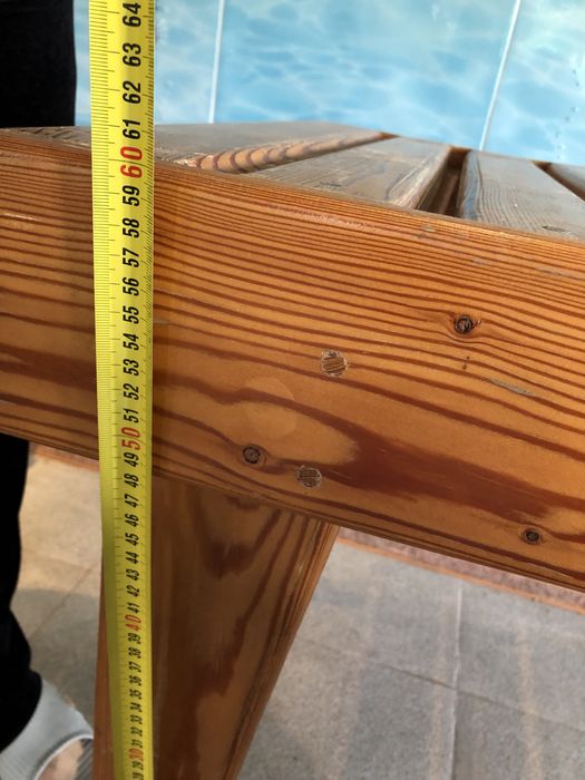 Продам деревянную кушетку