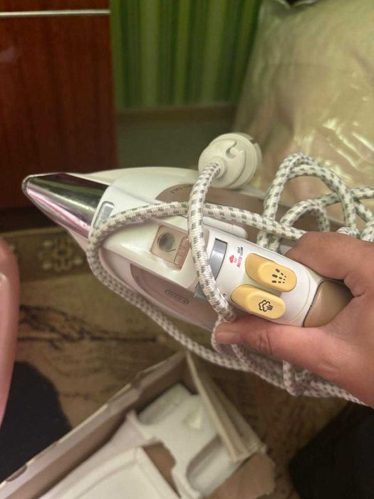 Утюг для глажки одежды