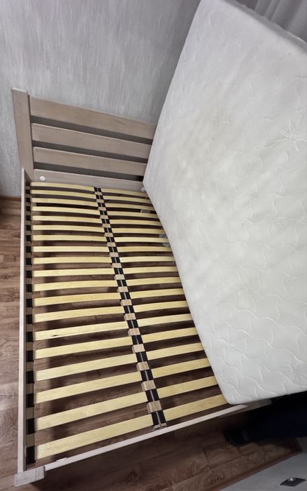 Продам  кровать