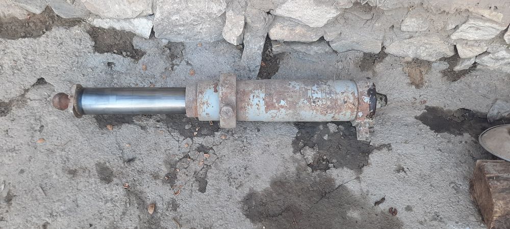 Гидравлическый цлиндр