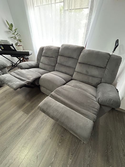 Canapele cu recliner