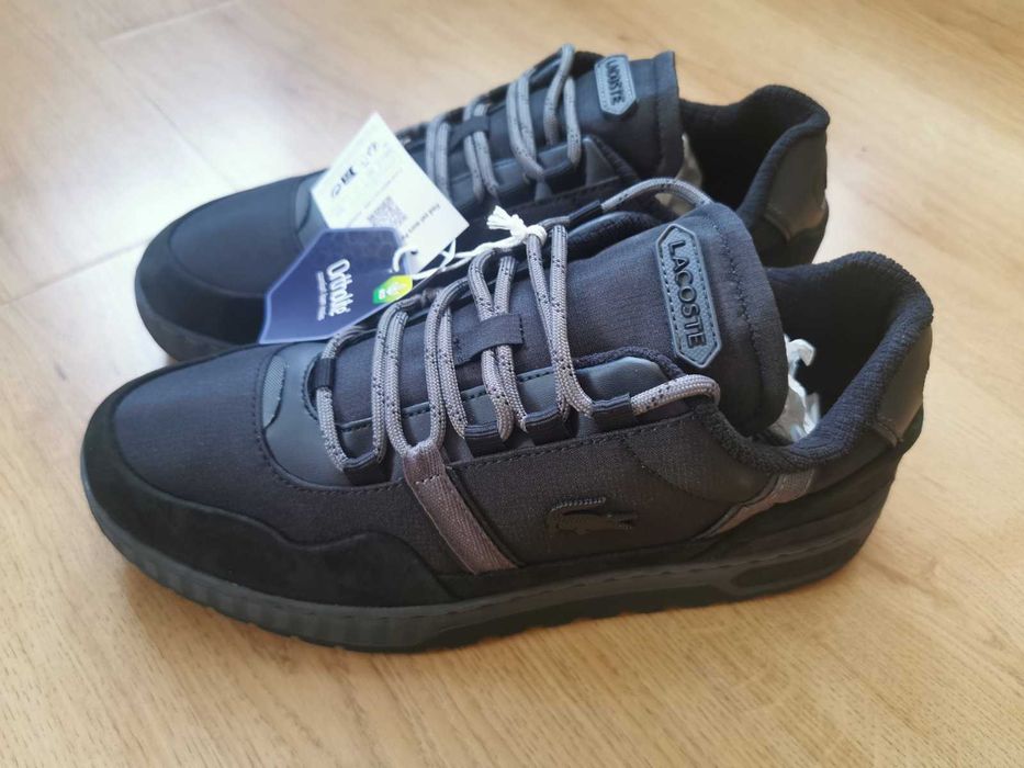 Обувки мъжки Lacoste 42 номер
110 лв.