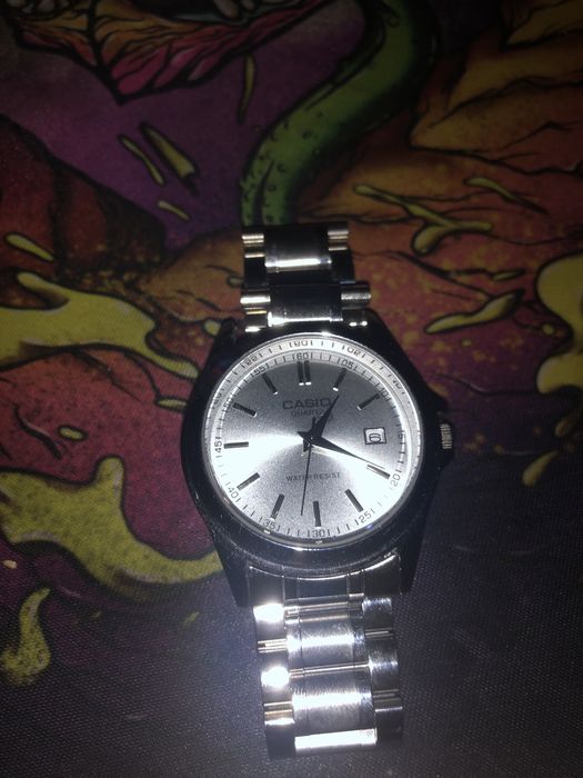 Продам часы casio