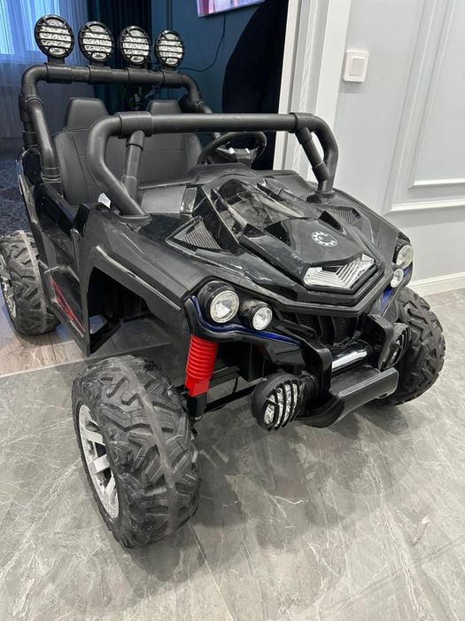 Продается детский электромобиль