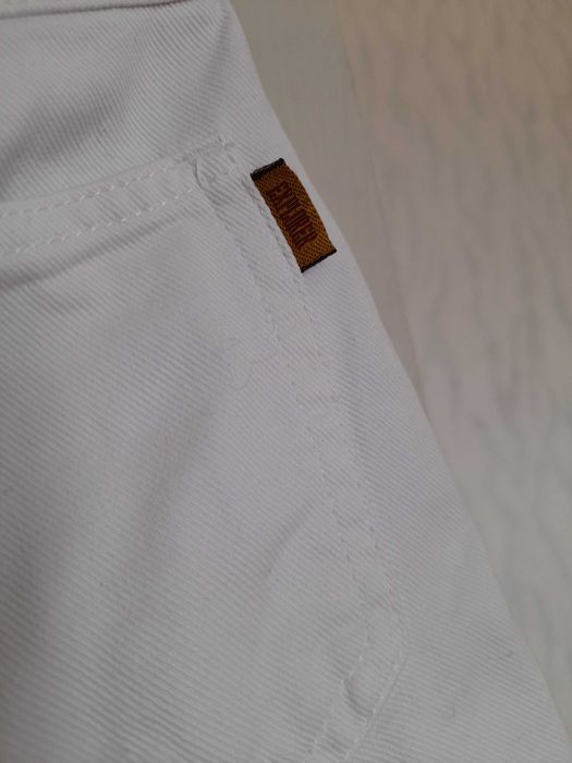 Дамски къси дънкови бели панталонки