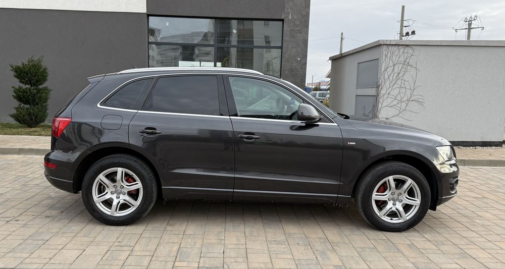 Audi Q5 2.0 TDI 170 Cp Quattro