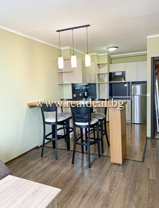 Дава се под наем Двустаен апартамент в София, Център - 65 кв.м за 400 € - Снимка #1