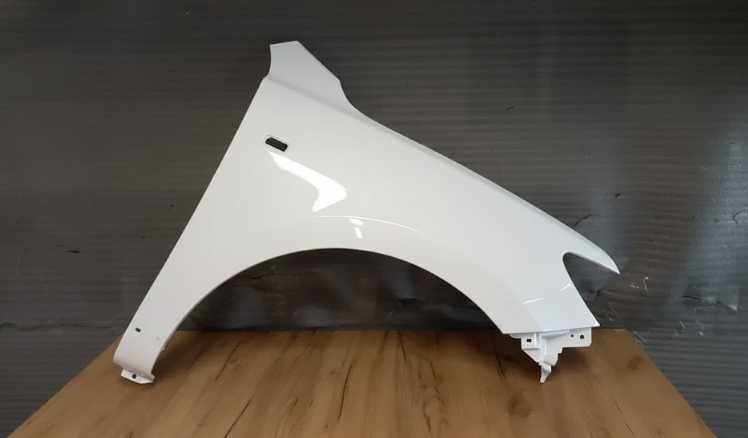 Aripa Fata Dreapta Hyundai Santa-Fe 2005-2009 (NW (Alb))