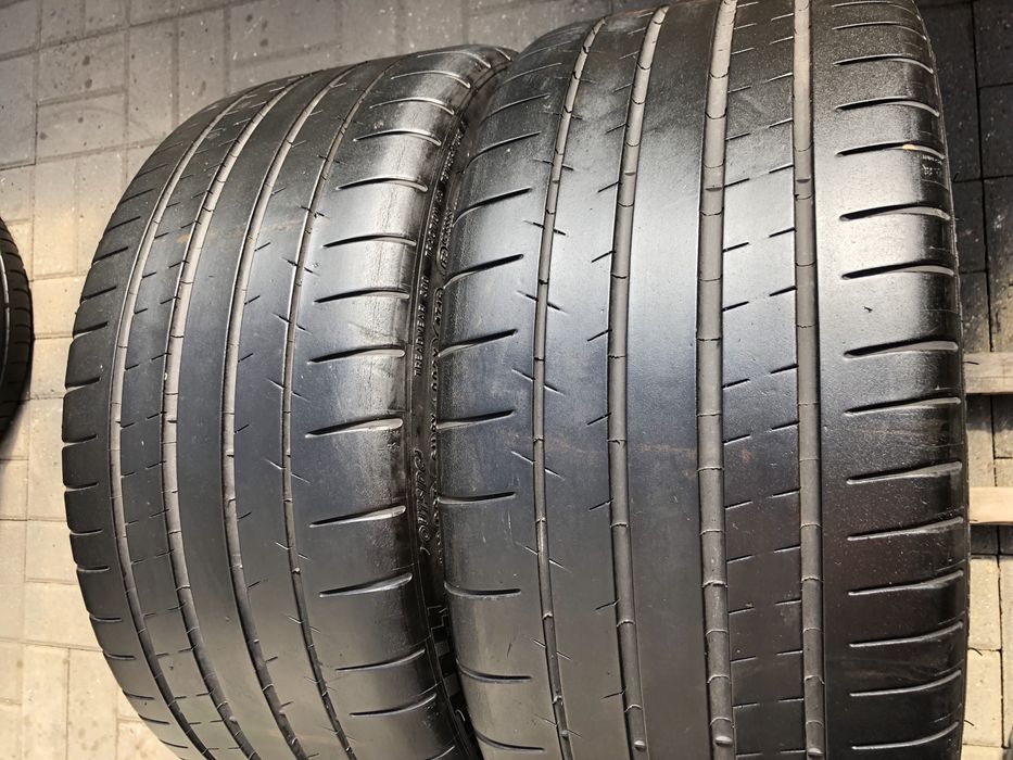 245/35/18 пара шин б/у из Германии