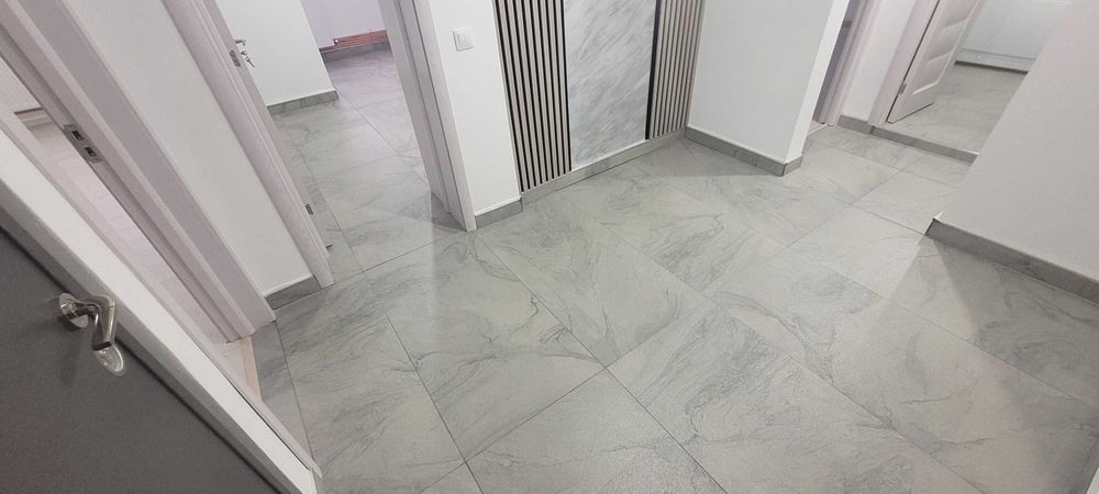 Apartament 2 camere decomandat in Onesti, zona Mall, etaj 1.