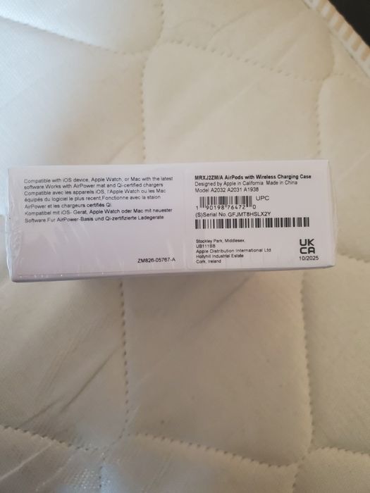 Airpods 2 wireless charging case