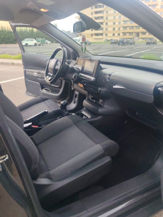 Citroen C4 Cactus Facelift (model 2019, 1.2, 139000 km). Direct proprietar