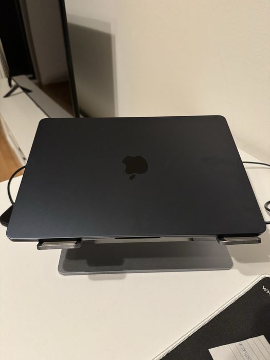 Apple MacBook Air 13 M5