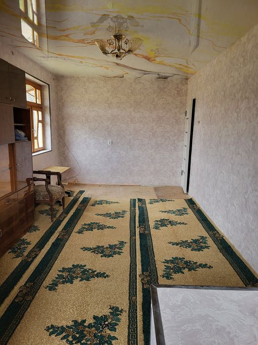 Продаётся 1 комнатная квартира отличном состоянии .вариант есть.