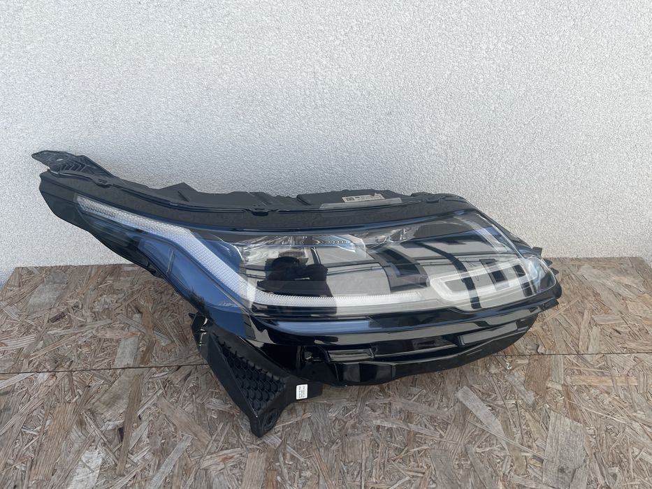 Far dreapta Range Rover Velar Full LED Original Europa