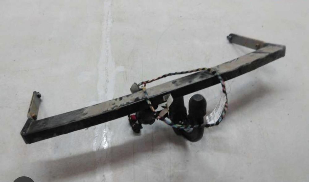 Carlig remorcare original Vw Golf 5 /Golf Plus