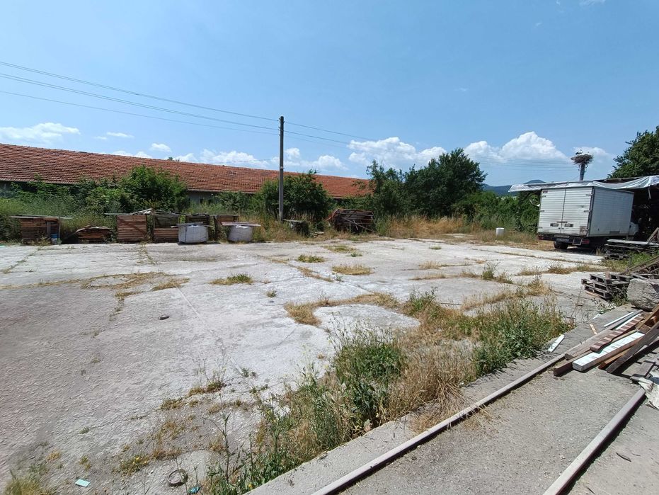 Велинград, склад, цех с голям двор