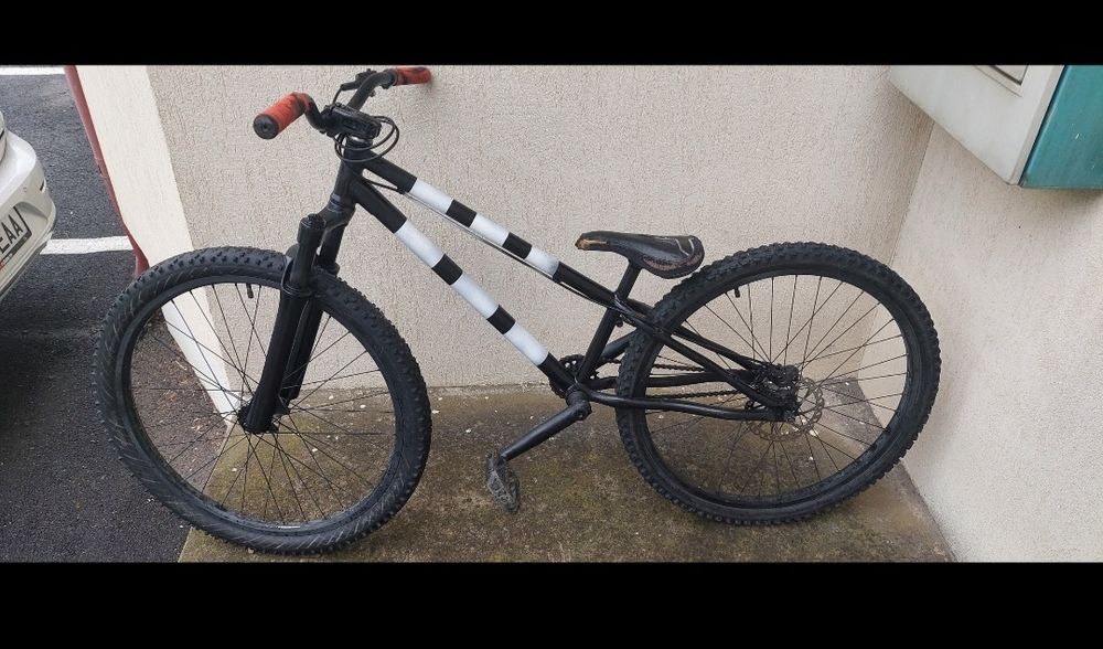 Bicicleta dirt cu roti de 26 Eastern Bike