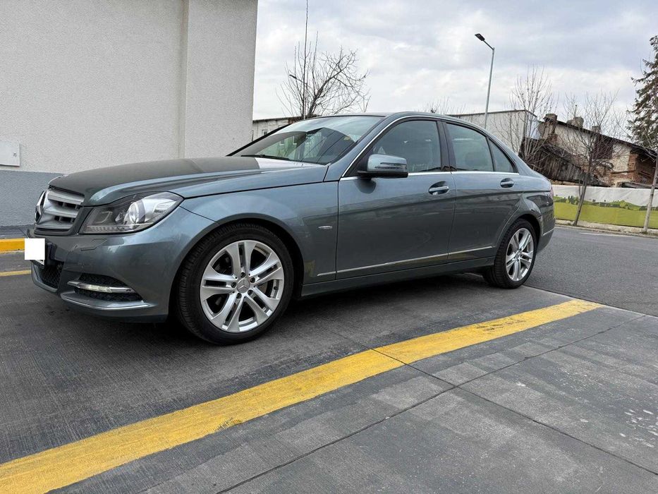 Mercedes-Benz C-Class W204 Avantgarde 1.8 Benzină – 204 CP  IMPECABIL