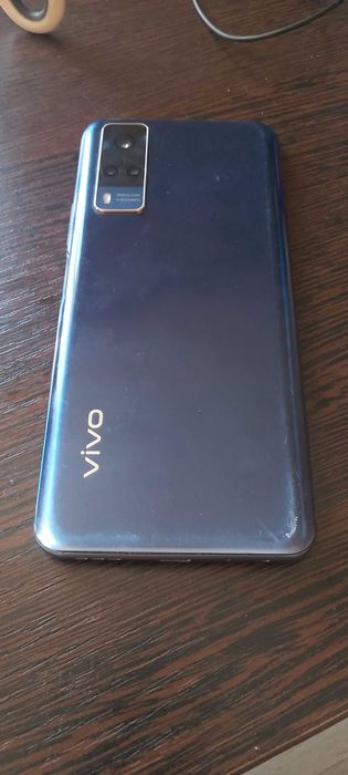 Продам телефон Vivo Y-53s