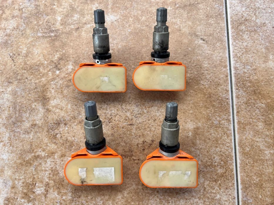 ОРИГИНАЛНИ датчици за налягането на гумите/TPMS за Audi/Vw/Skoda/Seat!
