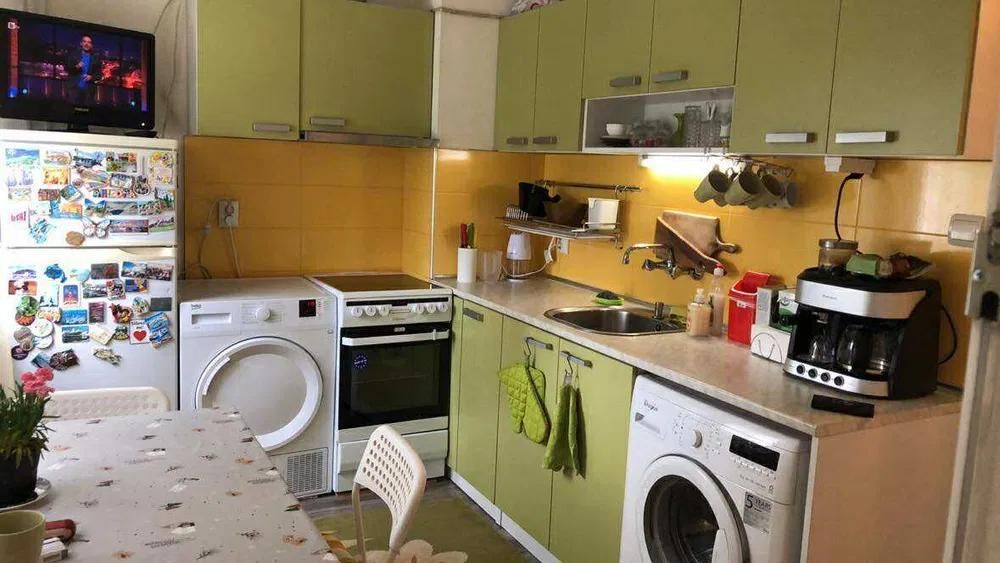 Дава се под наем Едностаен апартамент в София, Младост 4 - 46 кв.м за 561 € - Снимка #3