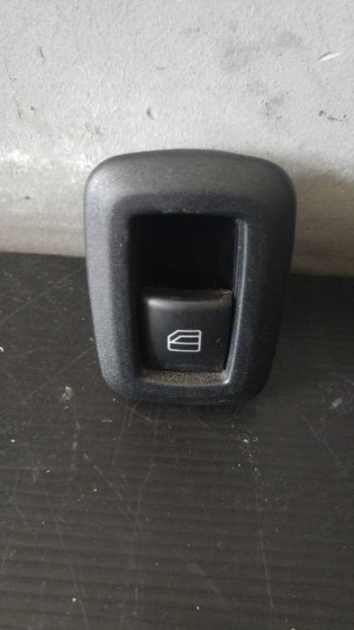 Buton geam stanga spate mercedes b class w 245 a2518200510