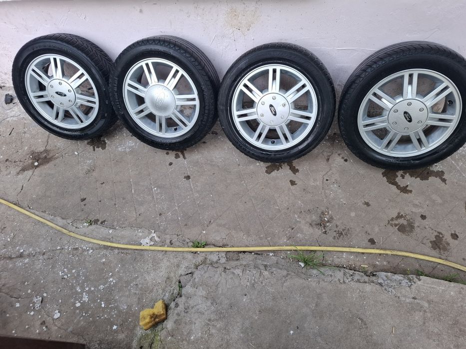 Джанти с гуми за Форд R14