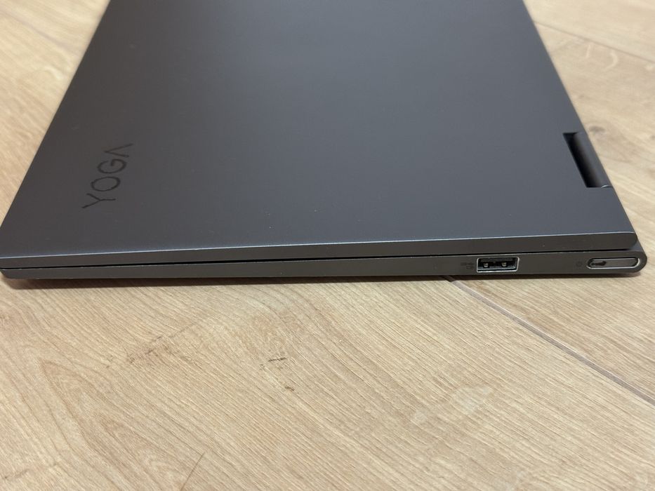 Laptop 2 in 1 Lenovo Yoga C740-14IML