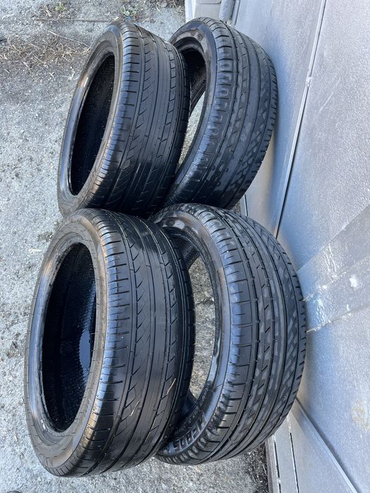 Шины летние  215/45/17