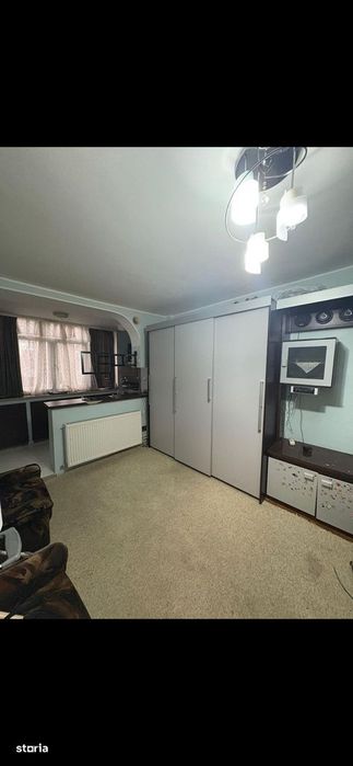 Apartament 2 camere cu balcon, etaj 2 din 4 - Tiglina 1