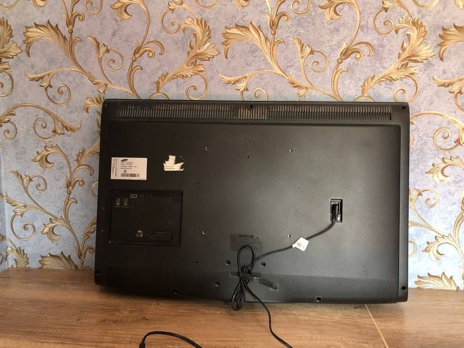 Продам телевизор