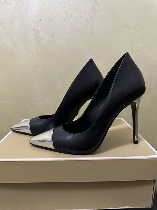 Michael Kors обувки на ток